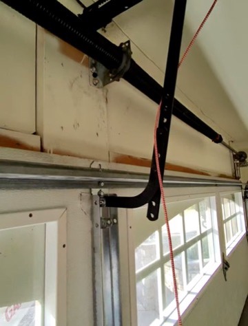 fixed bracket on garage door - Garage door repair Kildeer, IL